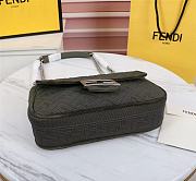 Fendi Baguette 01 Size 24 x 6 x 13 cm - 5