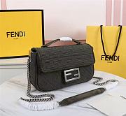 Fendi Baguette 01 Size 24 x 6 x 13 cm - 3