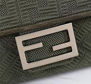 Fendi Baguette 01 Size 24 x 6 x 13 cm - 2