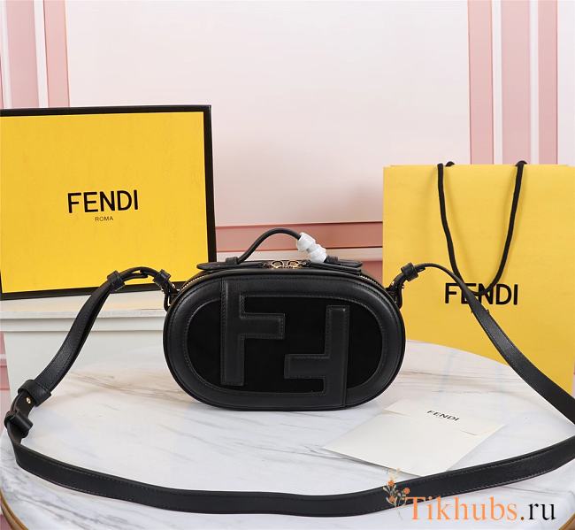 Fendi Camera Black Bag Size 21 x 8 x 13 cm - 1