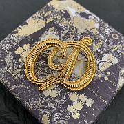 Dior letter brooch - 1