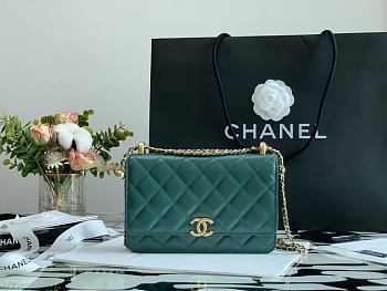 Chanel Woc Dark Green Size 21 cm