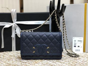 Chanel WOC 84448 Navy Blue Size 19.5 × 3.5 × 12 cm