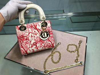 DIOR Lady Embroidered Red Flowers M0505 Size 17 x 15 x 7 cm
