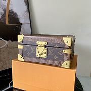 LV Jewelry Case Beige Size 23 x 11 x 23 cm - 4