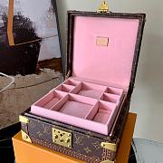 LV Jewelry Case Pink Size 23 x 11 x 23 cm - 1