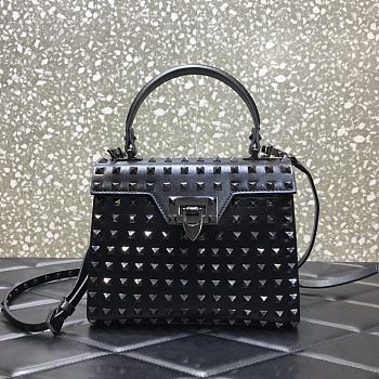 Valentino Silver Rockstud Alcove Grainy Calfskin 0048B Size 20 x 17 x 9 cm