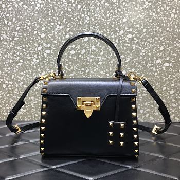 Valentino Rockstud Alcove Grainy Calfskin Handbag Black Size 22 x 17 x 9 cm