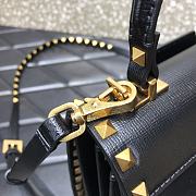 Valentino Rockstud Alcove Grainy Calfskin Handbag Black Size 22 x 17 x 9 cm - 6