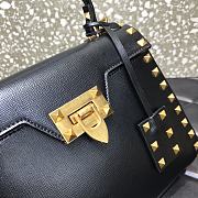 Valentino Rockstud Alcove Grainy Calfskin Handbag Black Size 22 x 17 x 9 cm - 2