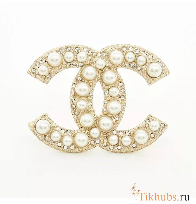 Chanel Gold Pearl Brooch Large Size - 1