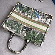 Dior Book Tote Tropical Forest Green Size 42 x 18 x 35 cm - 6