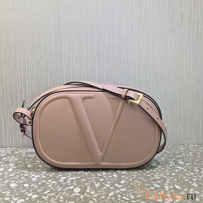 Valentino Garavani V Crossbody Pink Bag Size 25 x 15.5 x 6 cm - 1