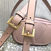 Valentino Garavani V Crossbody Pink Bag Size 25 x 15.5 x 6 cm - 5