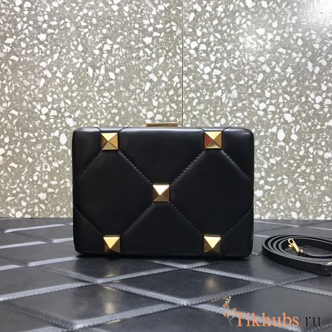 Valentino Roman Stud Black Clutch Size 20 x 5 x 14 cm - 1