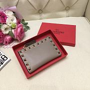 Valentino Rockstud Grainy Calfskin Coin Purse And Cardholder Gray Size 13 cm - 2