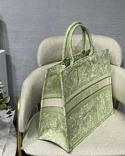 Dior Book Tote Bag Large Green Size 41.5 x 38 x 18 cm - 3