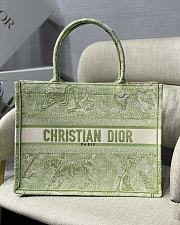 Dior Book Tote Bag Large Green Size 36.5 x 28 x 17.5 cm - 1