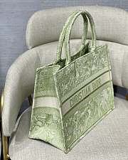 Dior Book Tote Bag Large Green Size 36.5 x 28 x 17.5 cm - 2