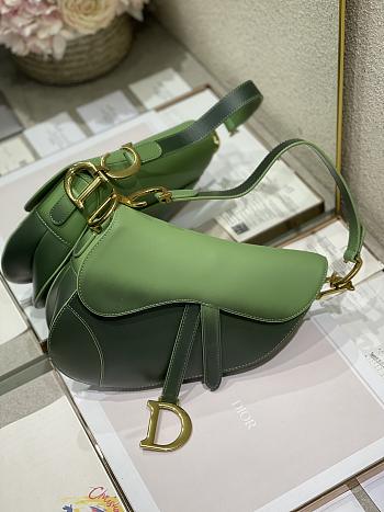Dior Saddle Gradient Green M9001 Size 25.5 x 20 x 6.5 cm