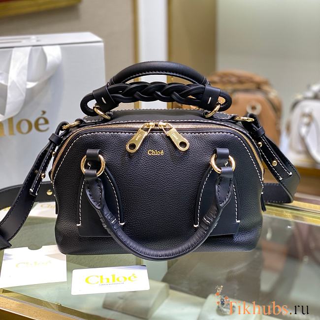 Chloe Daria In Grained & Shiny Calfskin Black Size 22 x 9 x 18 cm - 1