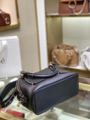 Chloe Daria In Grained & Shiny Calfskin Black Size 22 x 9 x 18 cm - 6