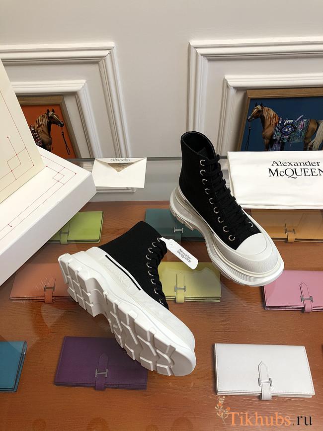 Alexander McQueen Boots Black White 01 - 1
