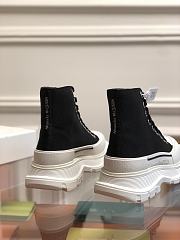 Alexander McQueen Boots Black White 01 - 2