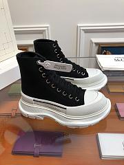 Alexander McQueen Boots Black White 01 - 4