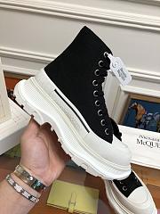 Alexander McQueen Boots Black White 01 - 5