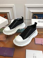 Alexander McQueen Sneakers Black 01 - 6