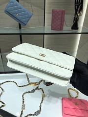 Chanel WOC Caviar AP2400 White Size 19 cm - 5