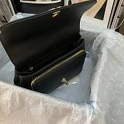 Chanel Messenger Bag Black AS93608 Size 23 x 8 x 16 cm - 2