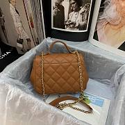 Chanel Messenger Bag Brown 93749 Size 19 x 7 x 14 cm - 3