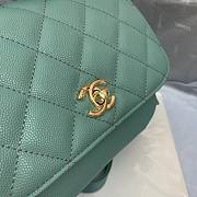 Chanel Messenger Bag Teal Color 93749 Size 19 x 7 x 14 cm - 4