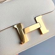 Hermes Epsom Leather Gold Lock Bag In White Size 19 cm - 5