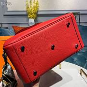Hermes Lindy Leather Handbag Red Size 26 x 14 x 18 cm - 4