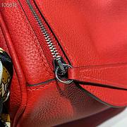 Hermes Lindy Leather Handbag Red Size 26 x 14 x 18 cm - 6