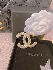 Chanel brooch 05 - 2