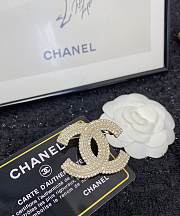 Chanel Brooch 09 - 2