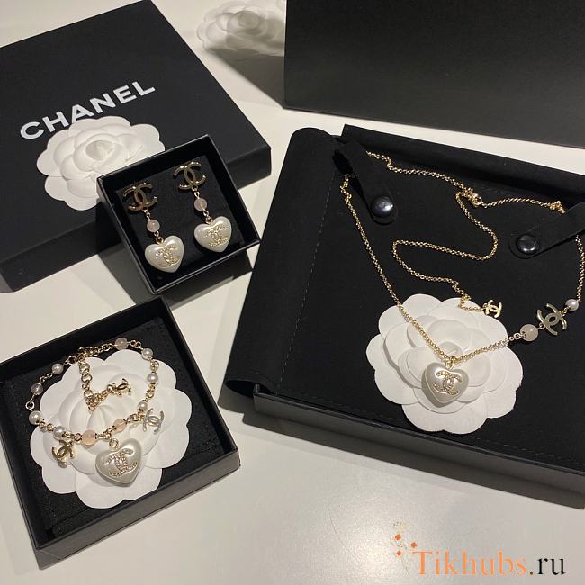 Chanel Heart Set - 1