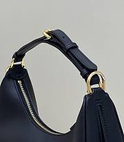 Fendi graphy Small Black Leather Bag Size 29 x 24.5 x 10 - 3