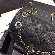 Chanel Duma Diamond - Quilted Backpack Black Size 21.5 x 24 x 12 cm - 5