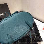 Chanel Duma Diamond - Quilted Backpack Mallard Green Size 21.5 x 24 x 12 cm - 2