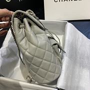 Chanel Duma Diamond - Quilted Backpack Gray Size 21.5 x 24 x 12 cm - 5