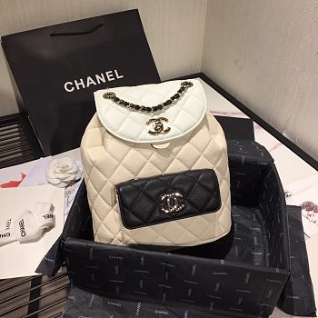 Chanel Duma Diamond - Quilted Backpack White Black Size 21.5 x 24 x 12 cm