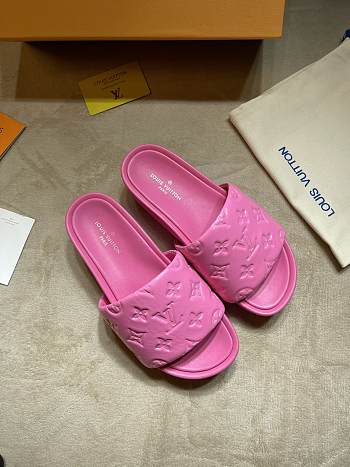 LV Slides Pink