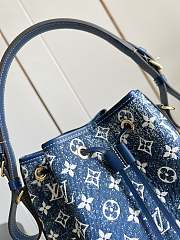 LV Neonoe Denim Blue Navy M59606 Size 25 x 28.5 x 20 cm - 5