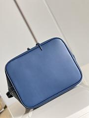 LV Neonoe Denim Blue Navy M59606 Size 25 x 28.5 x 20 cm - 3