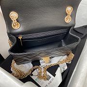 Chanel Elephant Pattern Black Flap Bag Gold Hardware Size 20 x 15.5 x 6 cm - 3